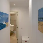 Modern Next The Apartment