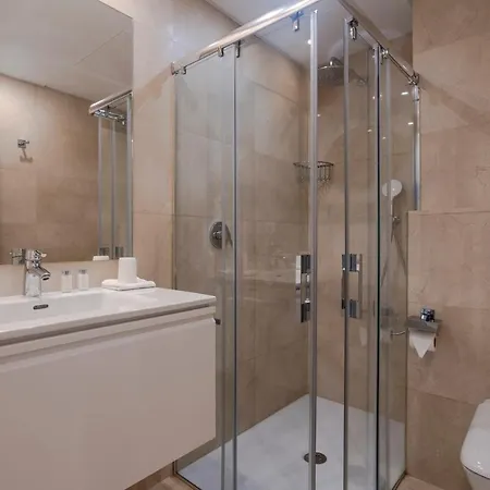 Modern Next The * מארבלה