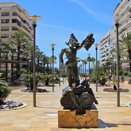 Modern Next The Marbella