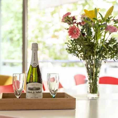 Daire Modern Next The Marbella